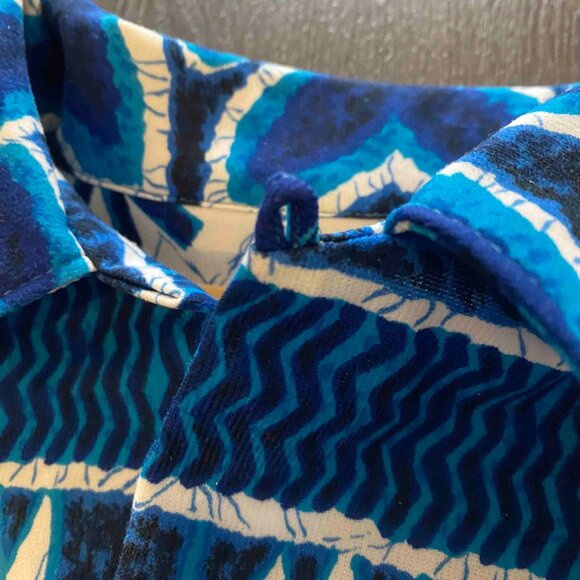 Vintage Polynesian Bazaar Blue White Seashell Hawaiian Shirt Size Medium - Picture 3 of 8